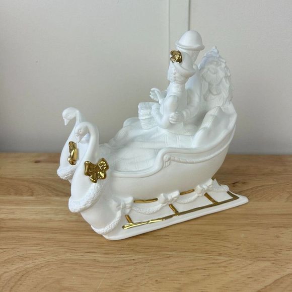 Lenox "Bringing Home The Tree" Vintage 1993 Musical Sculpture Plays O Tannenbaum - Picture 8 of 11